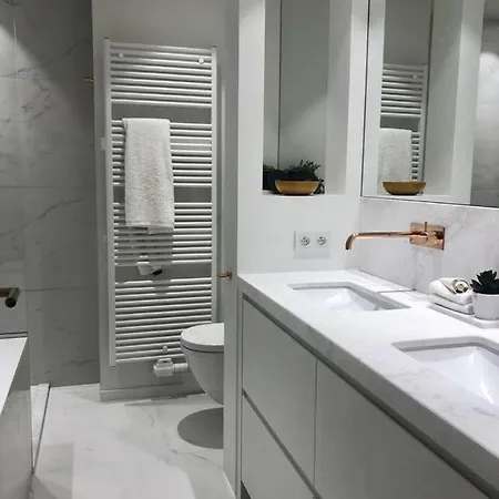 Luxe 3-slaapkamer Met Zeezicht *